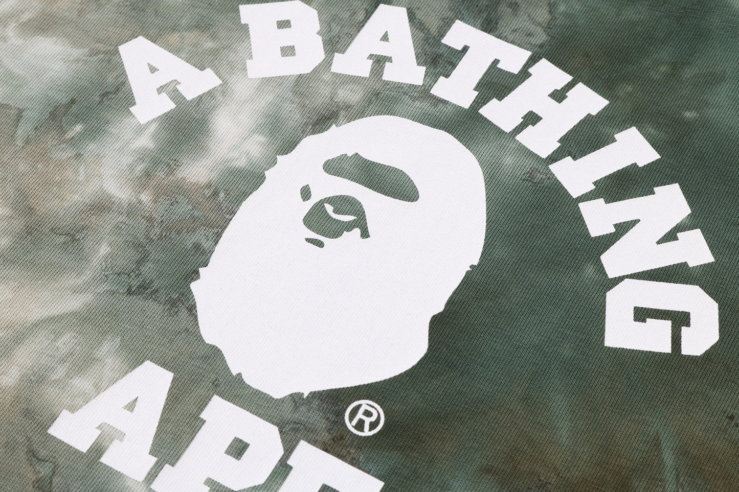 BAPE 漸層染大學T恤