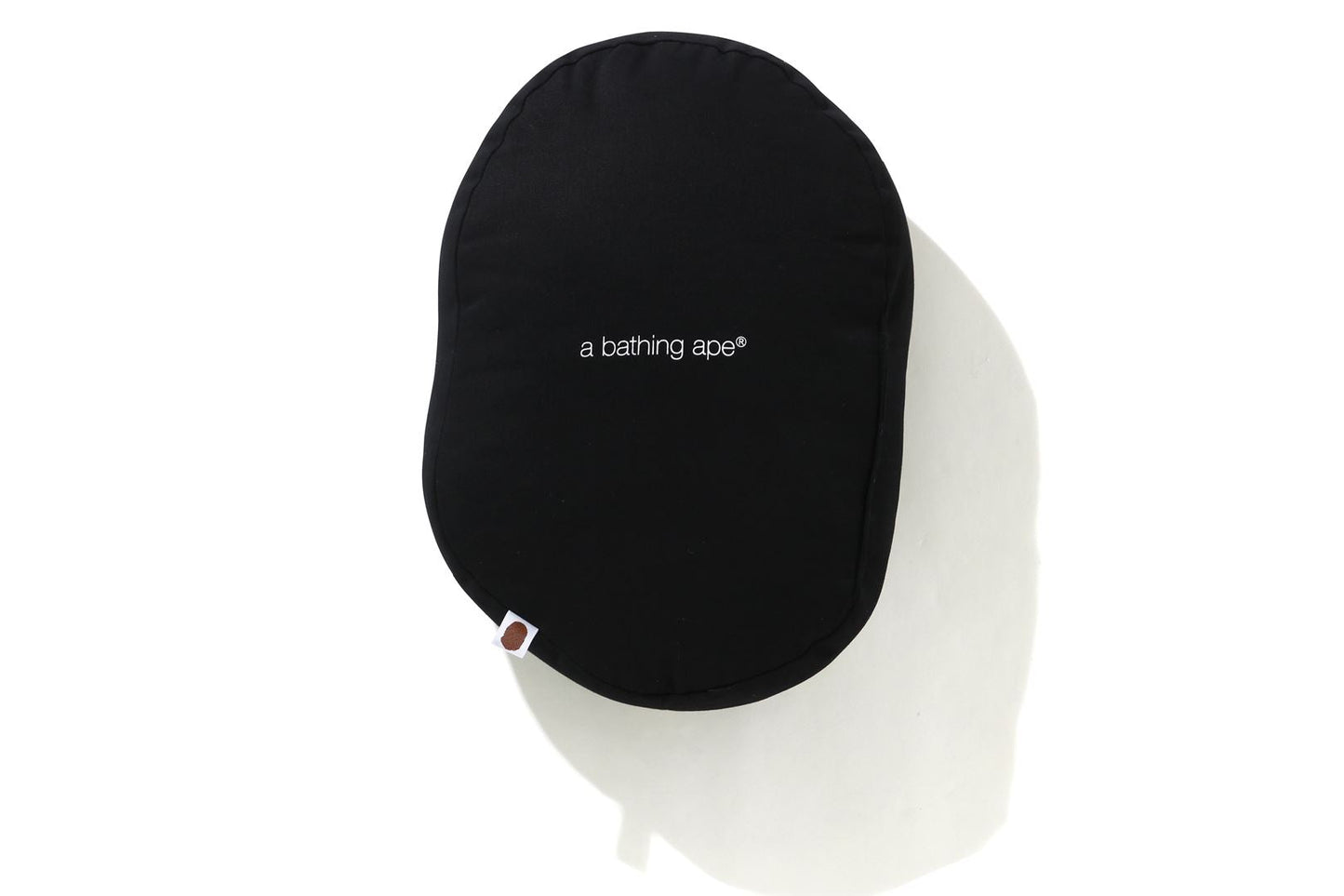 BAPE 彩色迷彩猿頭抱枕