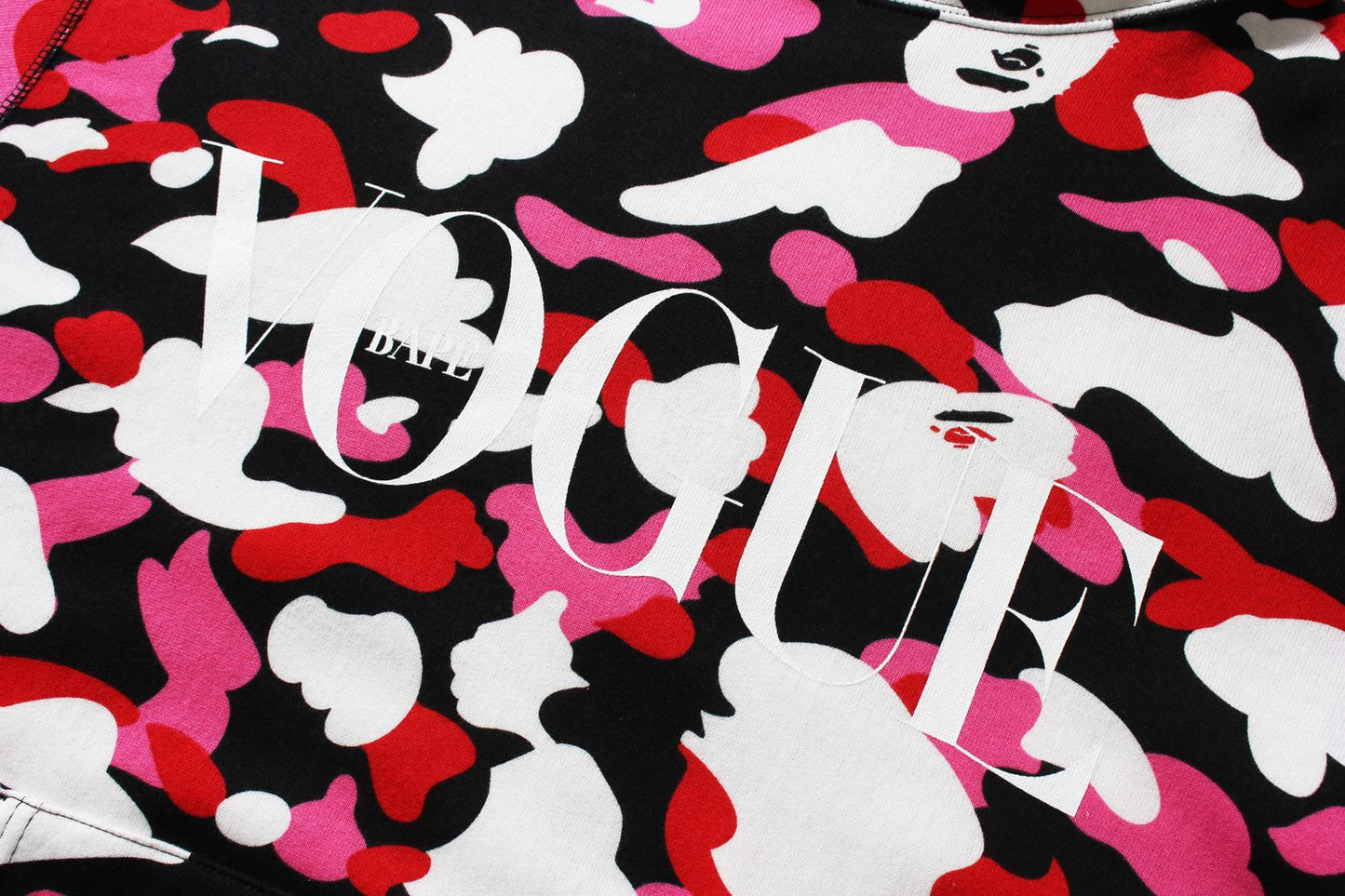 BAPE 【 BAPE X VOGUE 】PULLOVER HOODIE
