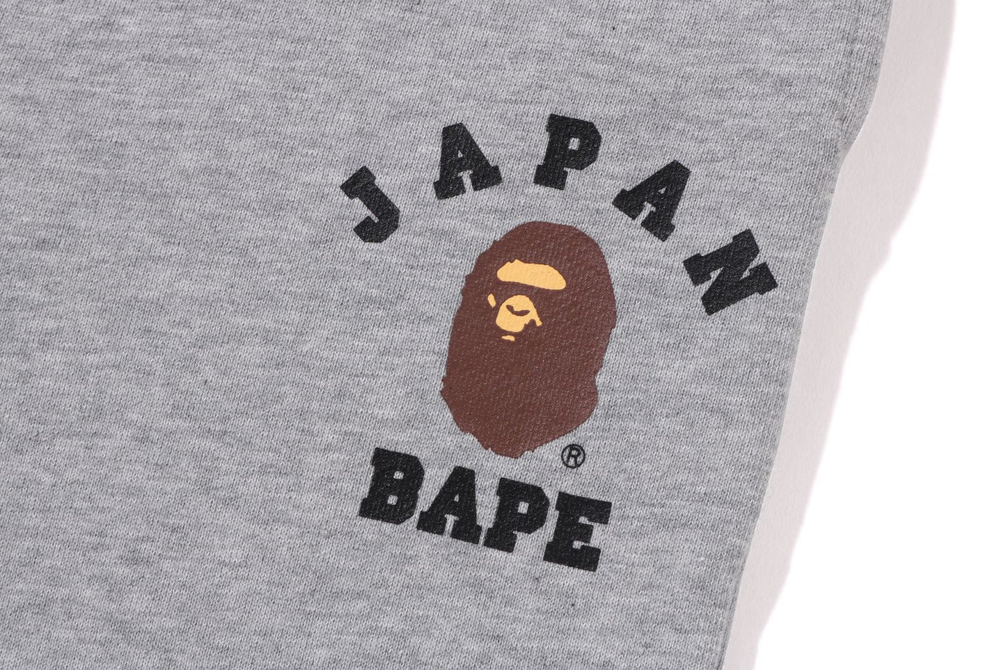 BAPE 日本大學城市運動褲