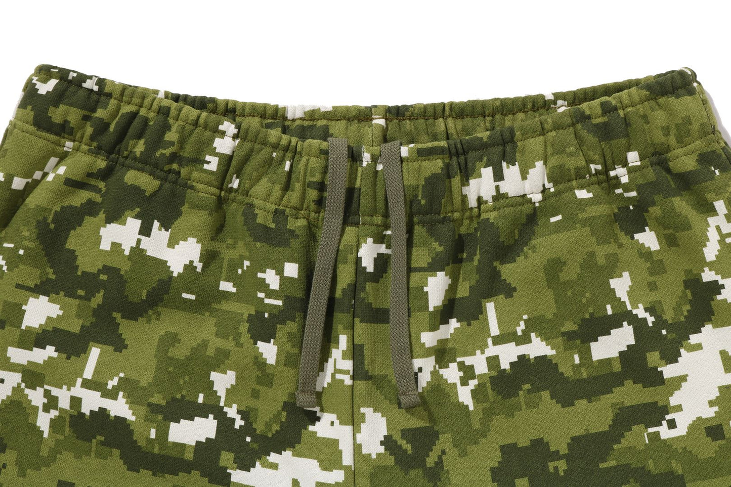 BAPE MULTI PIXEL CAMO 寬腿運動褲