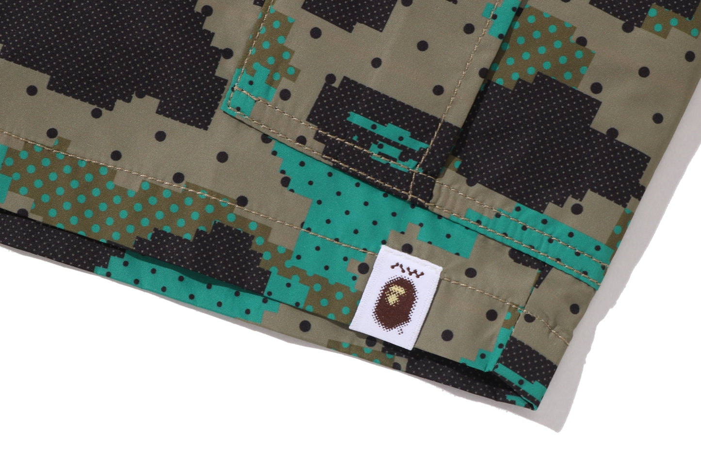 BAPE BY KAZUKI KURAISHI 3層數位迷彩圓點束帶短褲