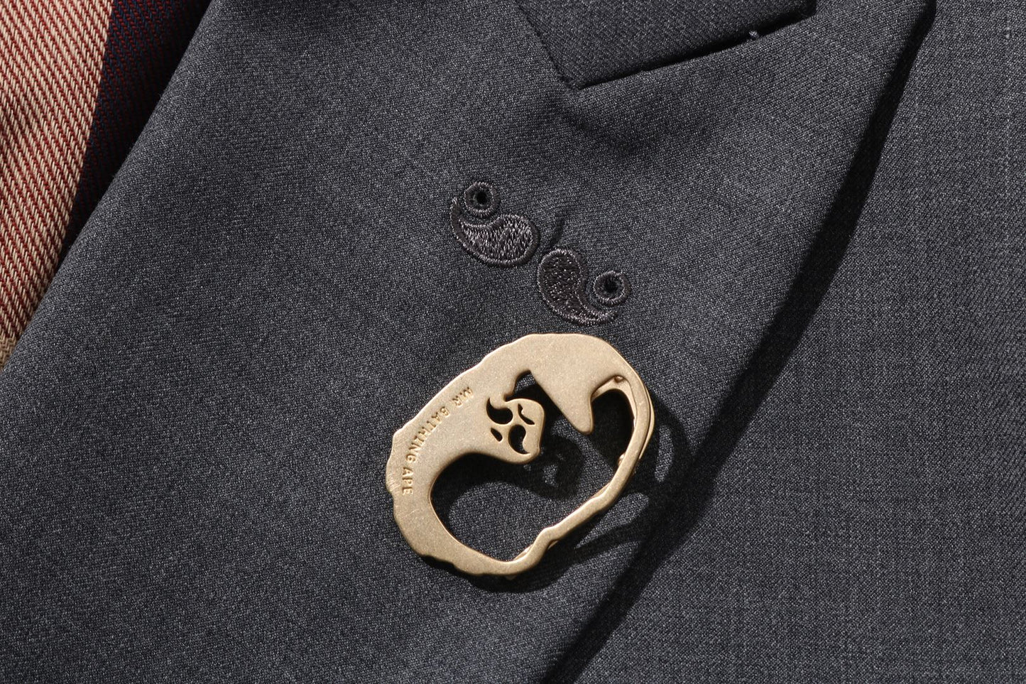 BAPE 雙排扣西裝外套