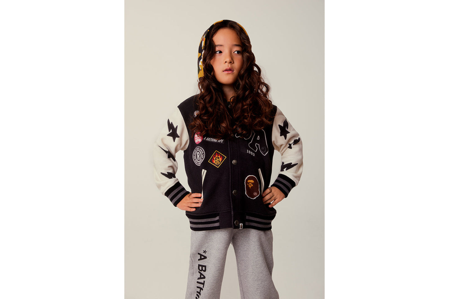 BAPE 1ST CAMO SHARK 連帽印花運動外套