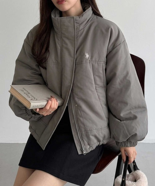 日本代購|U.S. POLO ASSN. U.S. POLO ASSN.(ユーエスポロアッスン) ブルゾン アウター 「新色追加」GeeRA別注「U.S. POLO ASSN.」モンスター中綿ブルゾン レディース【アイボリー / M】|ZOZOTOWN