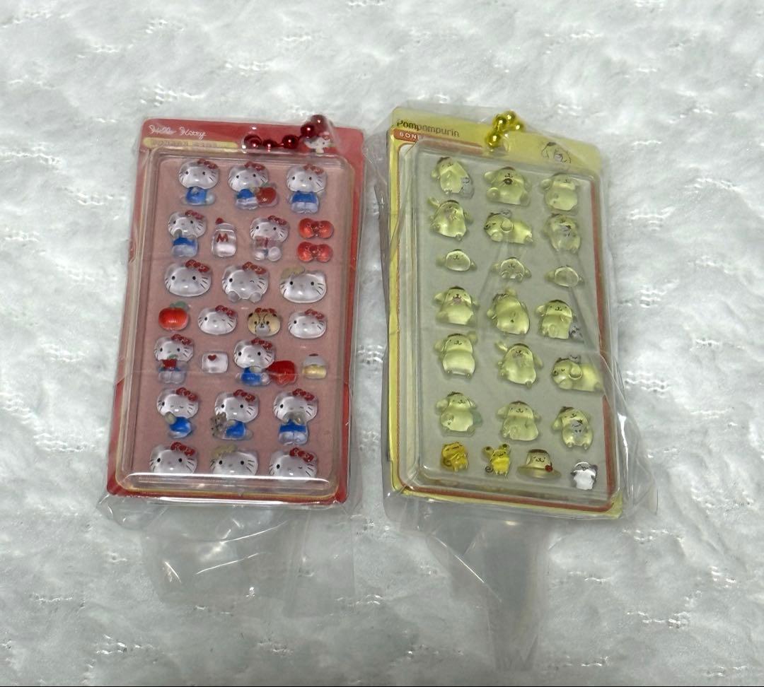 日本代購|三麗鷗 凱蒂貓、波姆波姆普林 迷你吊飾 - 凱蒂貓 波姆波姆普林|Mercari