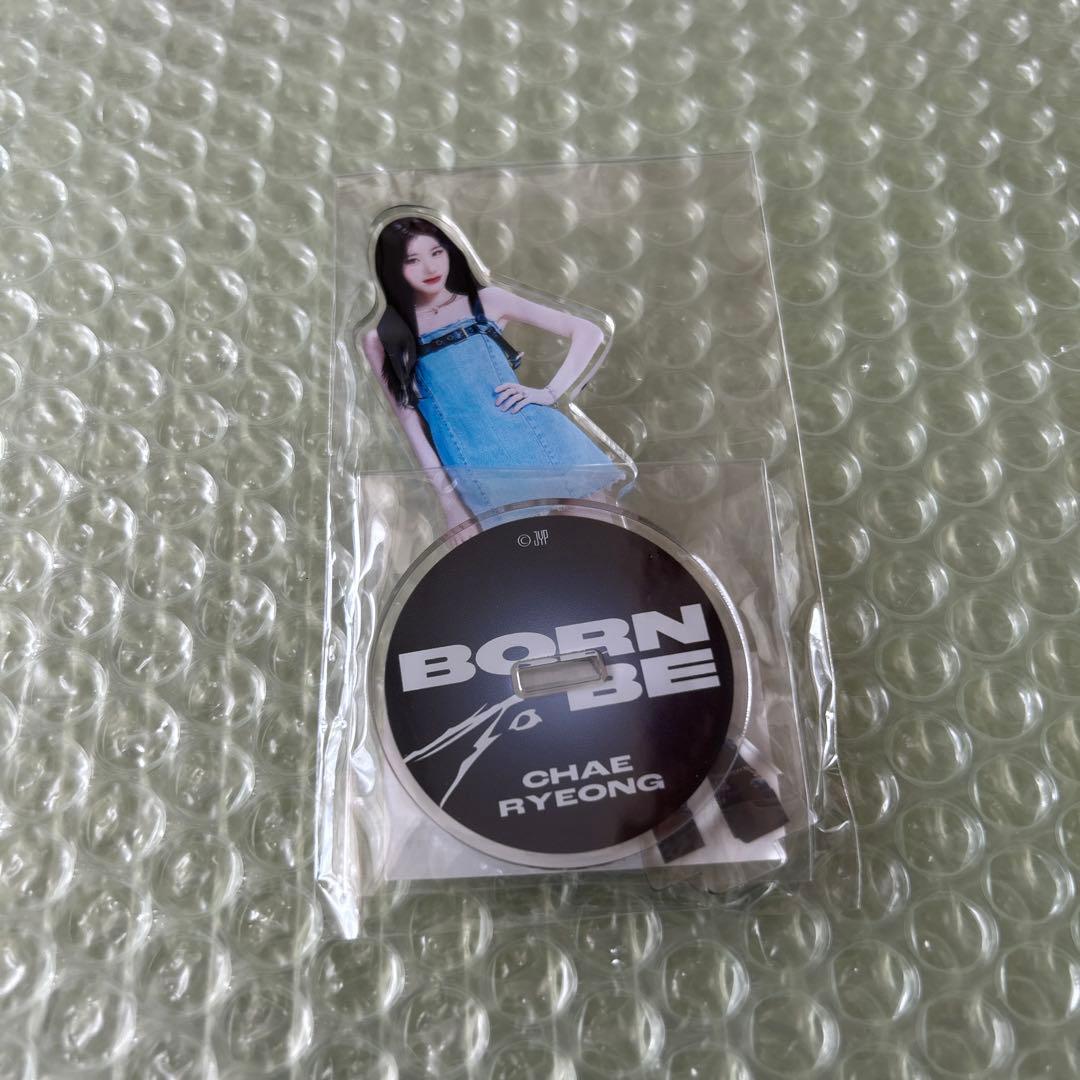 日本代購|ITZY チェリョン 亞克力擺飾 - BORN TO BE|Mercari