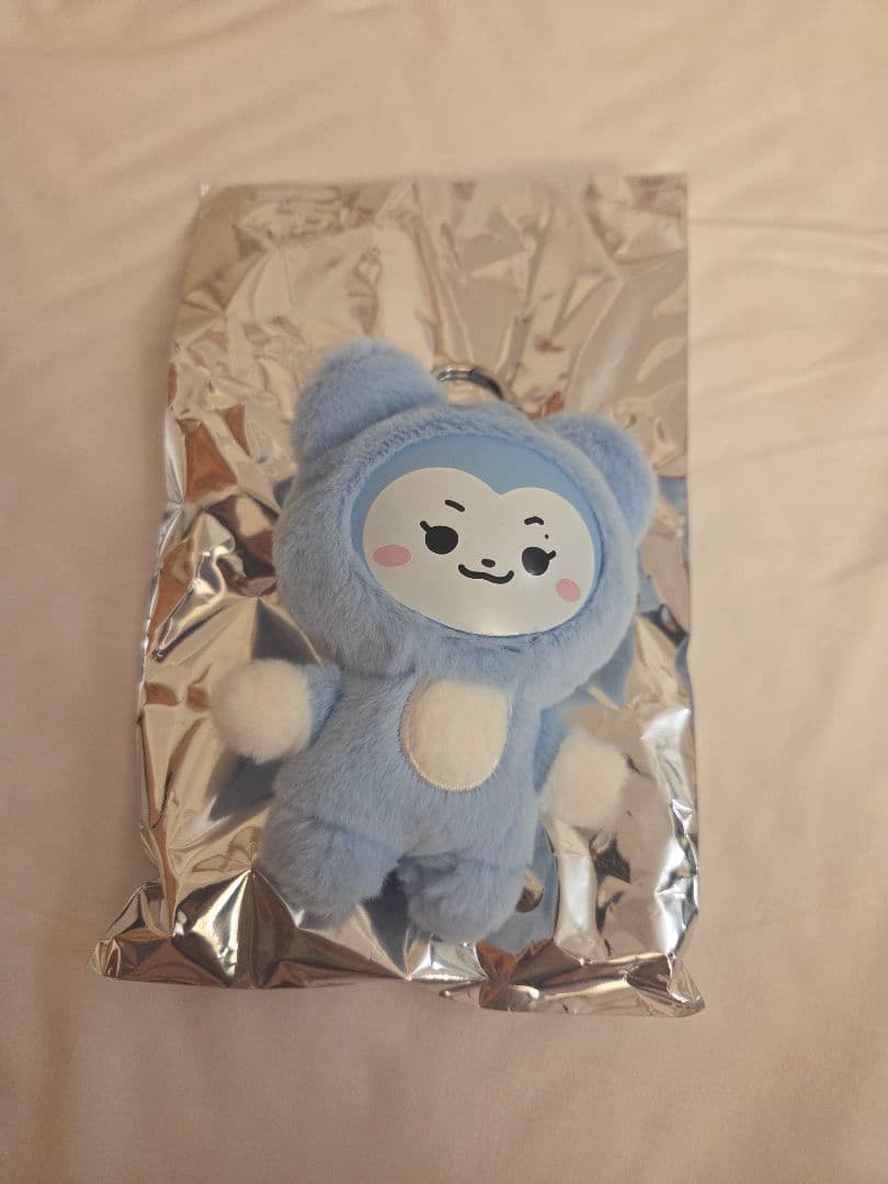 日本代購|未知 包包吊飾 - ITZY TWINZY FLAGSHIP 代官山 包包吊飾|Mercari
