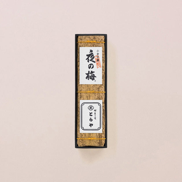 虎屋竹皮包裝羊羹 1本入