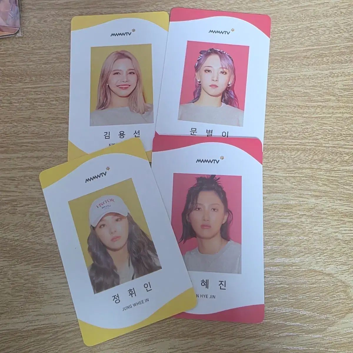 日本代購|MAMAMOO 季節問候商品 - 2020 季節問候|Mercari