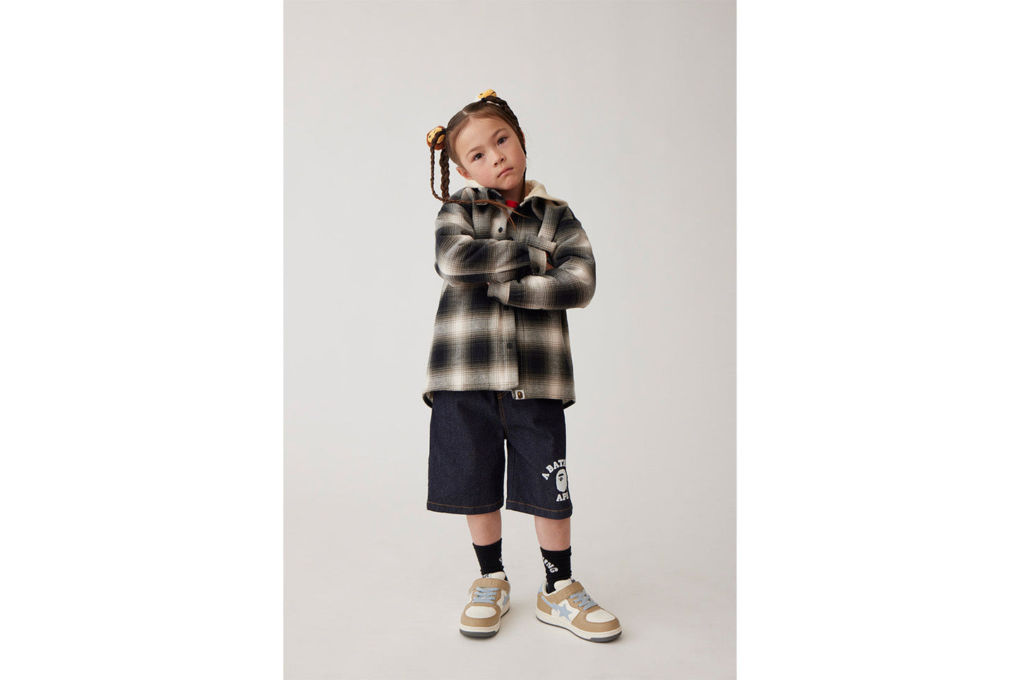 BAPE 大學風 10盎司彈性牛仔畫家短褲