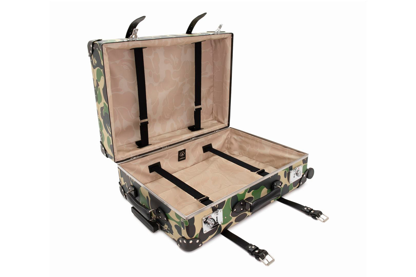 BAPE【 BAPE X GLOBE-TROTTER 】LARGE 30