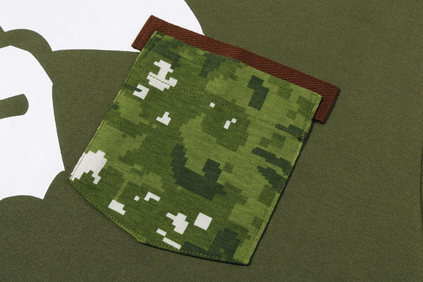 BAPE MULTI PIXEL CAMO MAD APE FACE 口袋T恤