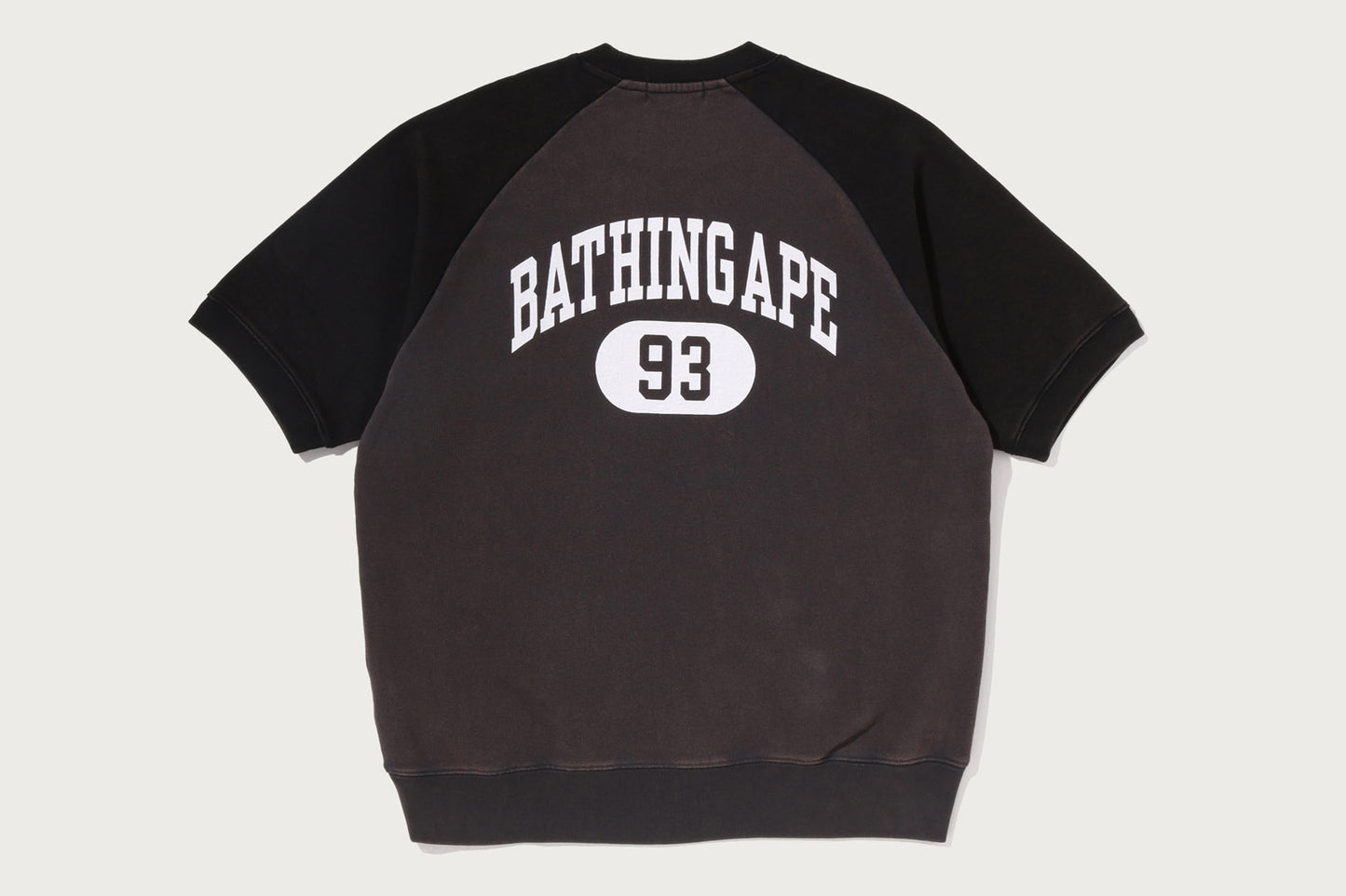 BAPE 大學休閒版型運動T恤