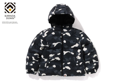 BAPE CITY CAMO 可翻轉連帽羽絨外套
