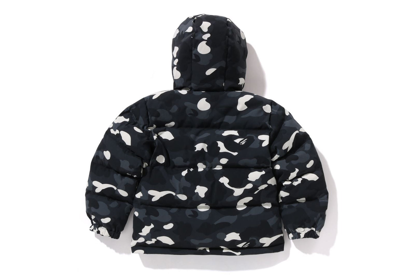 BAPE CITY CAMO 可翻轉連帽羽絨外套