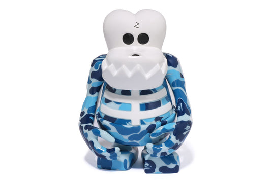 BAPE BOUNTY HUNTER ABC CAMO SKULL-KUN FIGURE