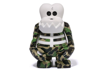 BAPE BOUNTY HUNTER ABC CAMO SKULL-KUN FIGURE
