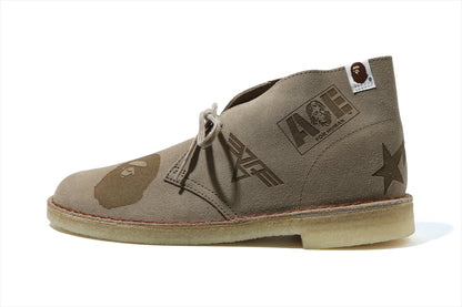 BAPE X CLARKS 沙漠靴