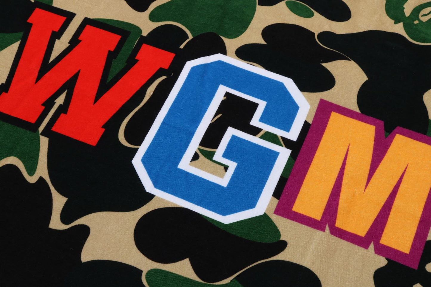 BAPE ABC CAMO SHARK BEACH TOWEL
