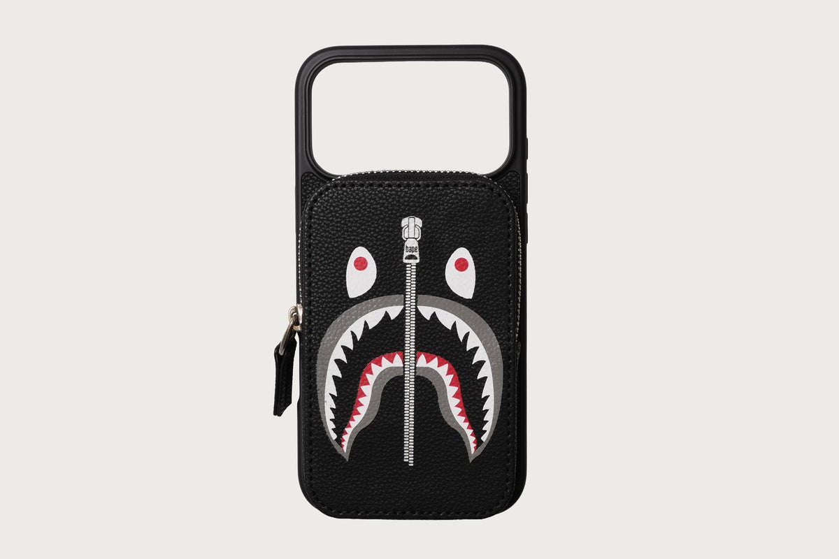 BAPE SHARK IPHONE 18 PRO MAX CASE