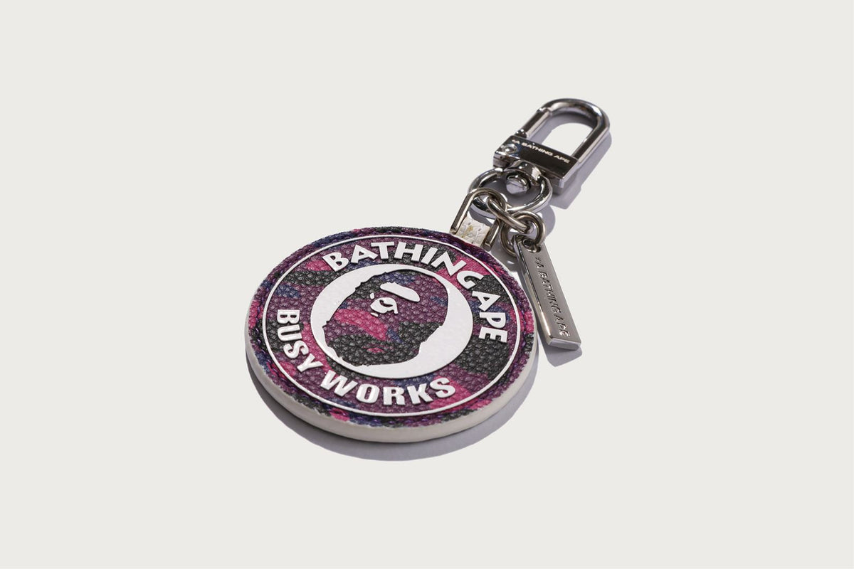 BAPE COLOR CAMO BUSY WORKS 合成皮革鑰匙圈