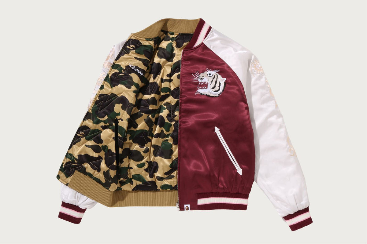 BAPE 1ST CAMO 雙面可穿的 STA 鋪棉紀念夾克
