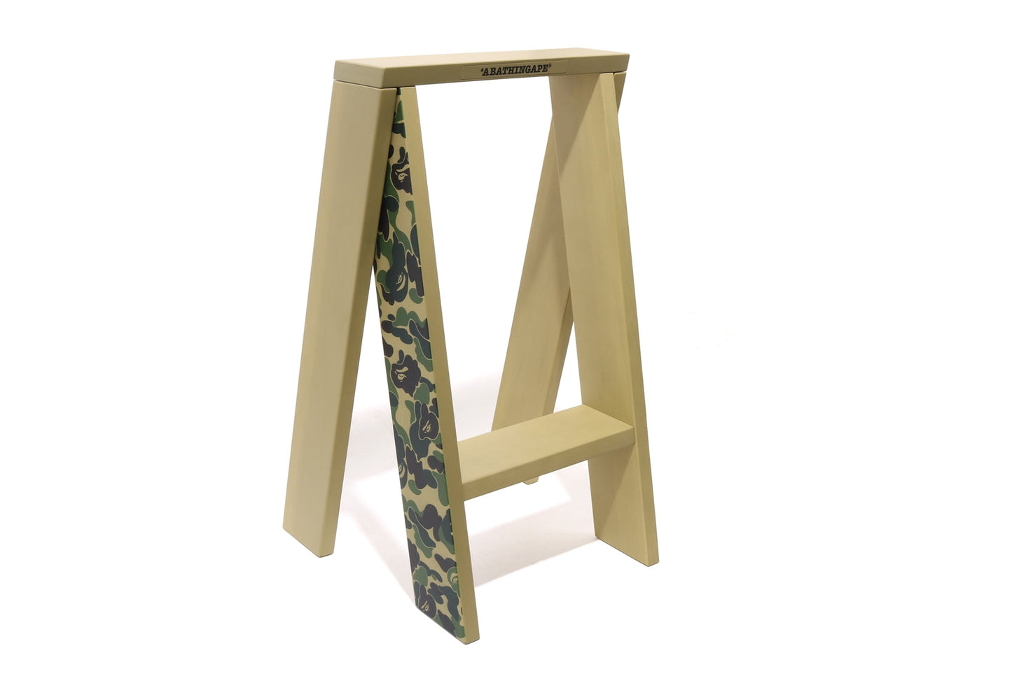 BAPE ABC CAMO AA 凳子