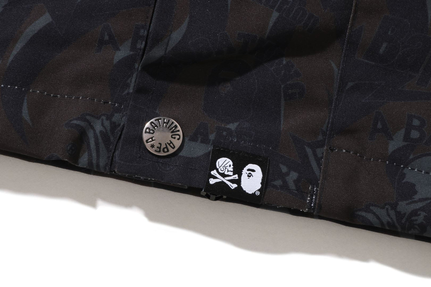 BAPE X NBHD 雪板夾克