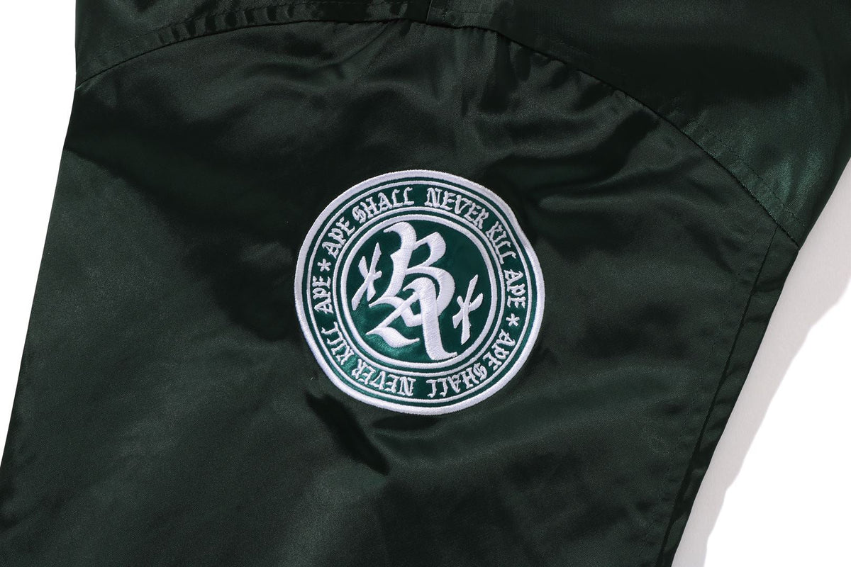 BAPE 大學風棒球夾克