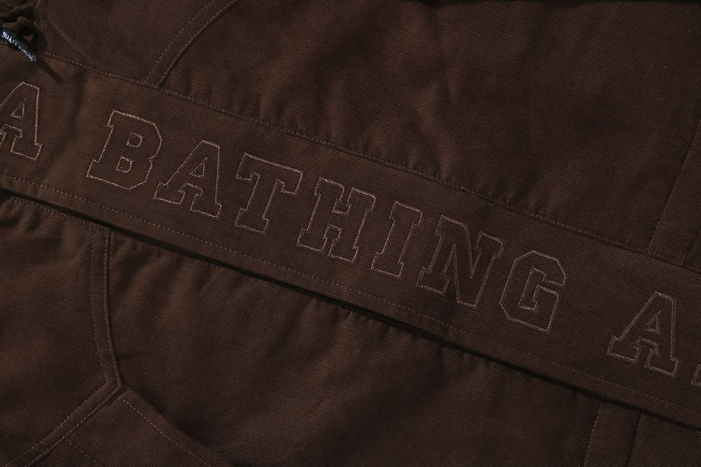 BAPE 絨毛雪板外套