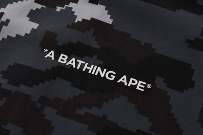 BAPE MULTI PIXEL CAMO 連帽夾克