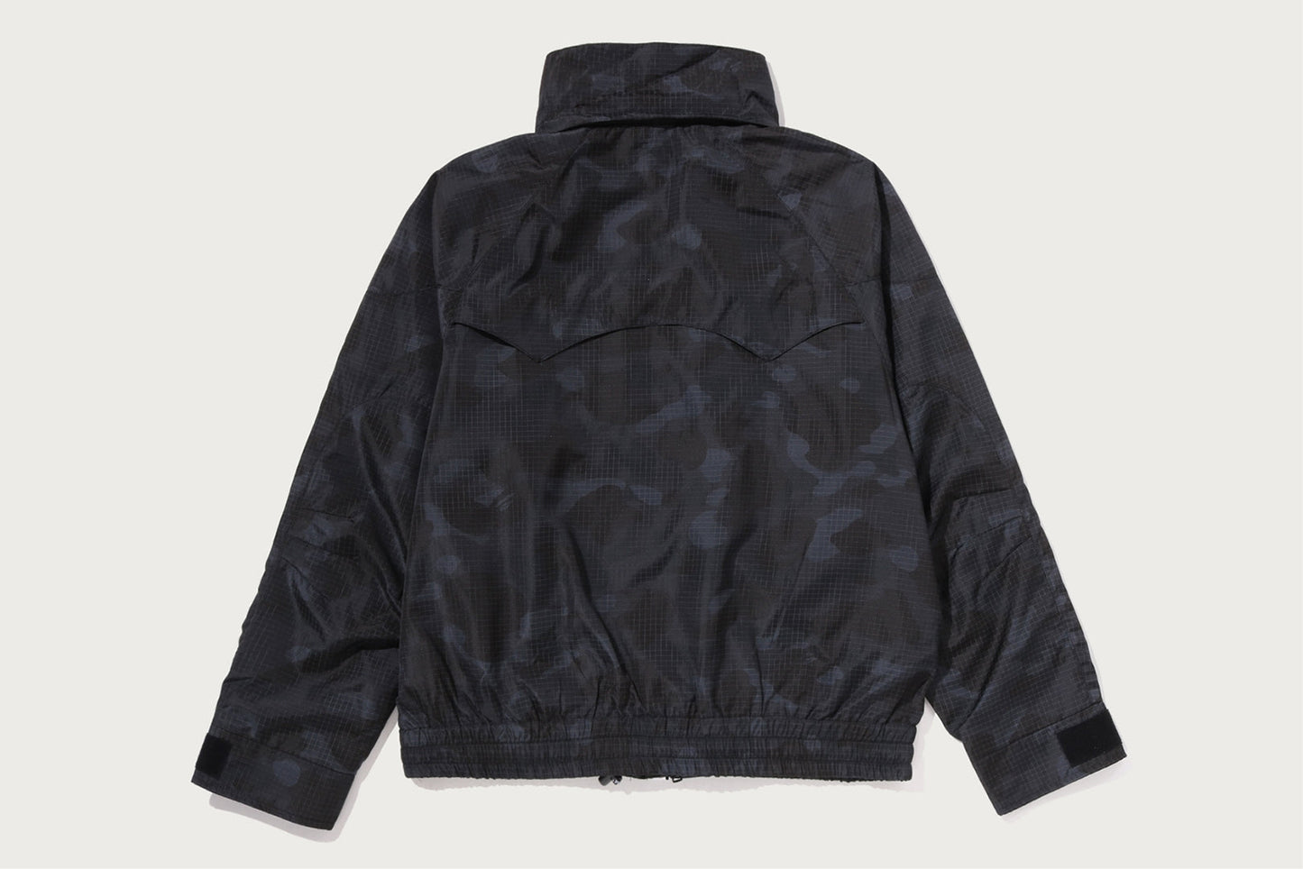 BAPE 彩色迷彩反光耐磨短款滑雪外套