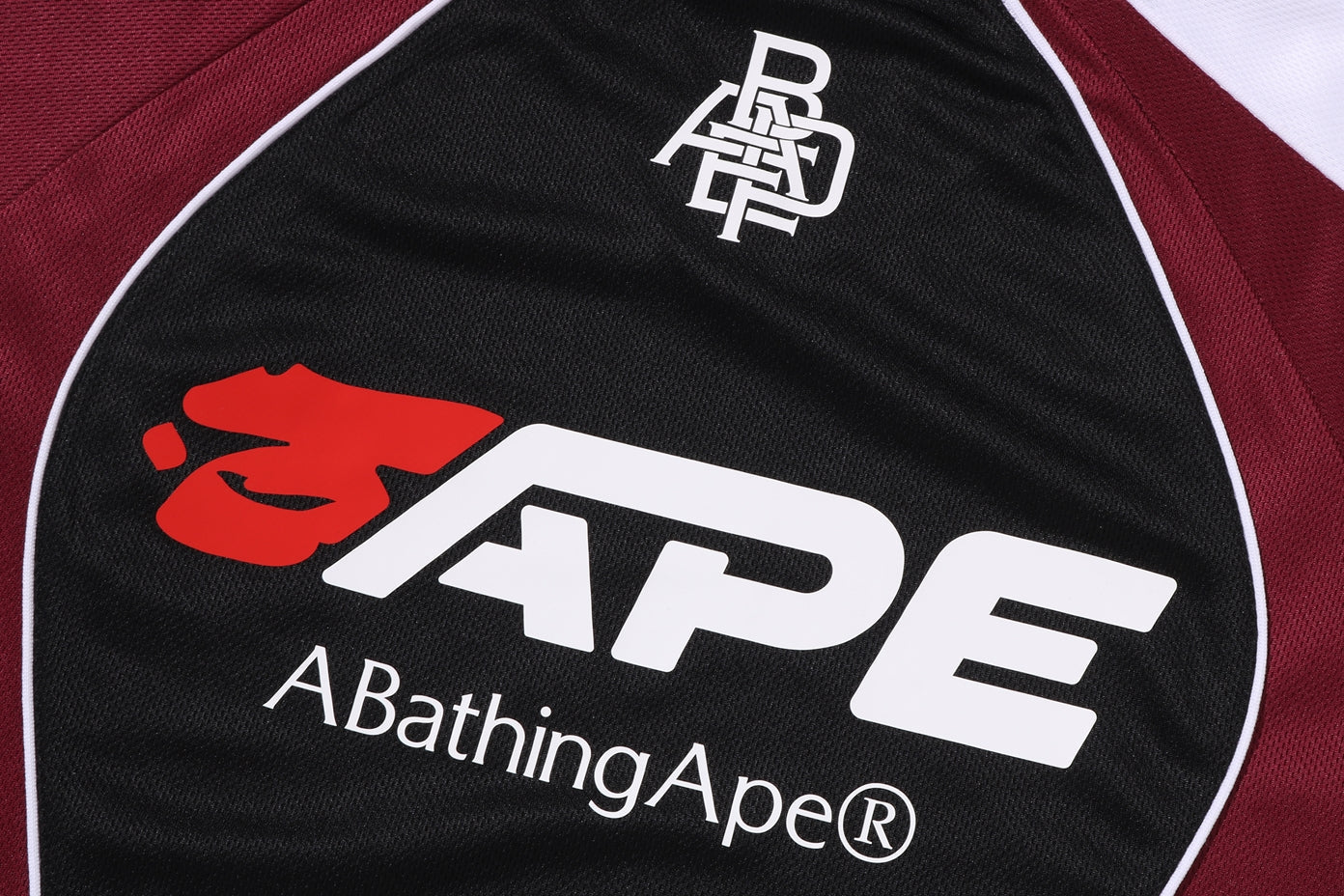 BAPE 足球標誌暖身放鬆版長袖T恤