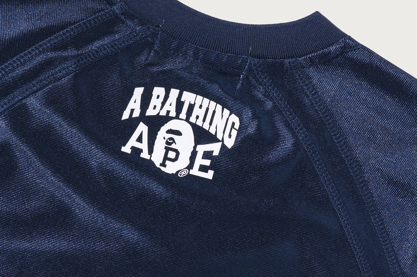 BAPE SOLID CAMO LACE 足球寬鬆長袖T恤