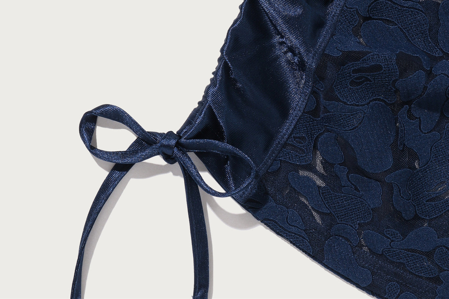 BAPE SOLID CAMO LACE 足球寬鬆長袖T恤