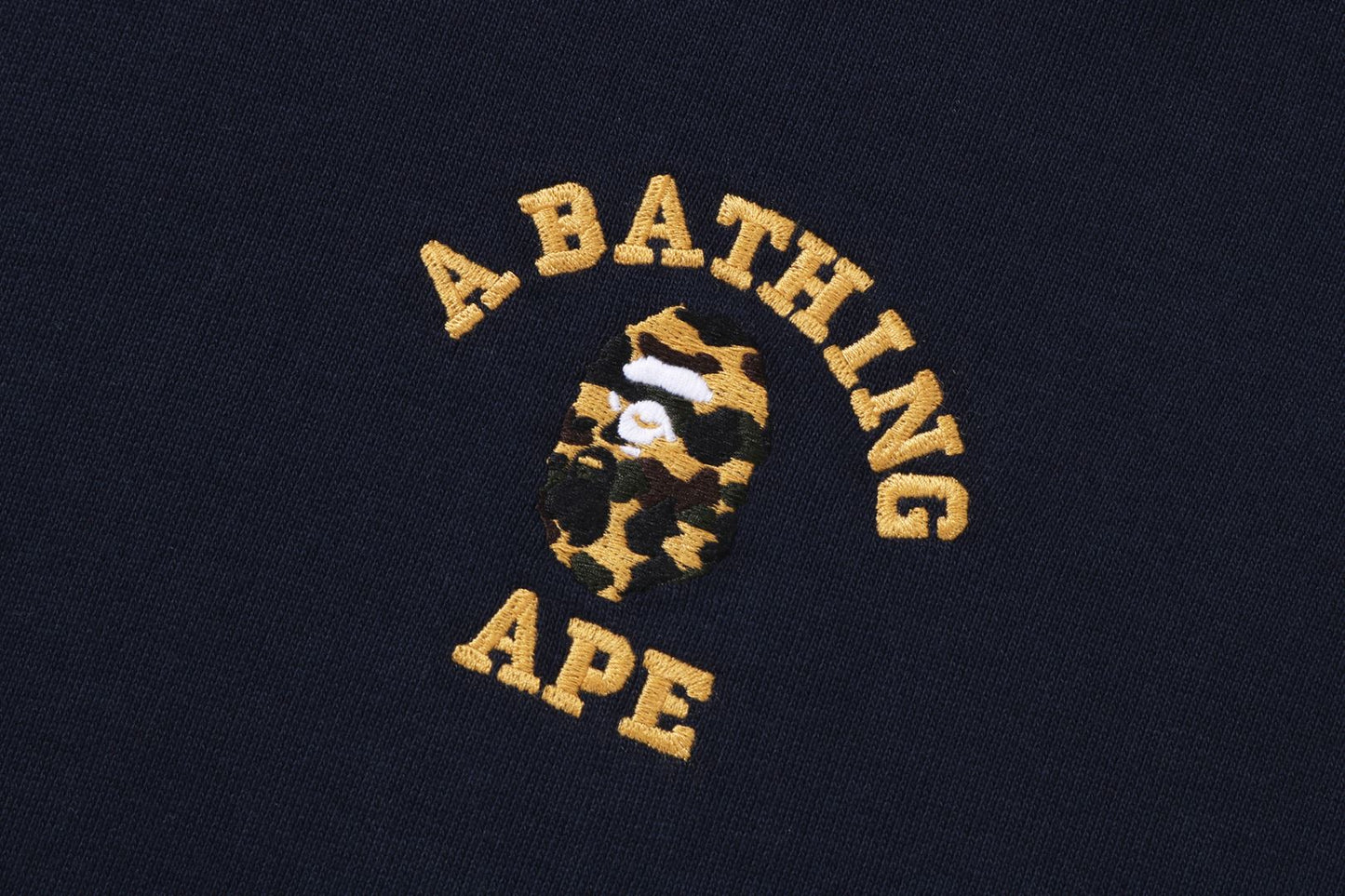 BAPE 1ST CAMO 大學標誌寬鬆版拉鍊帽衫
