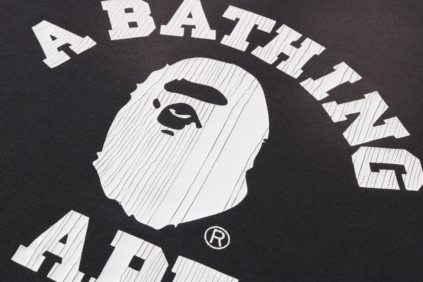 BAPE 復古洗水大學風拉鍊帽衫