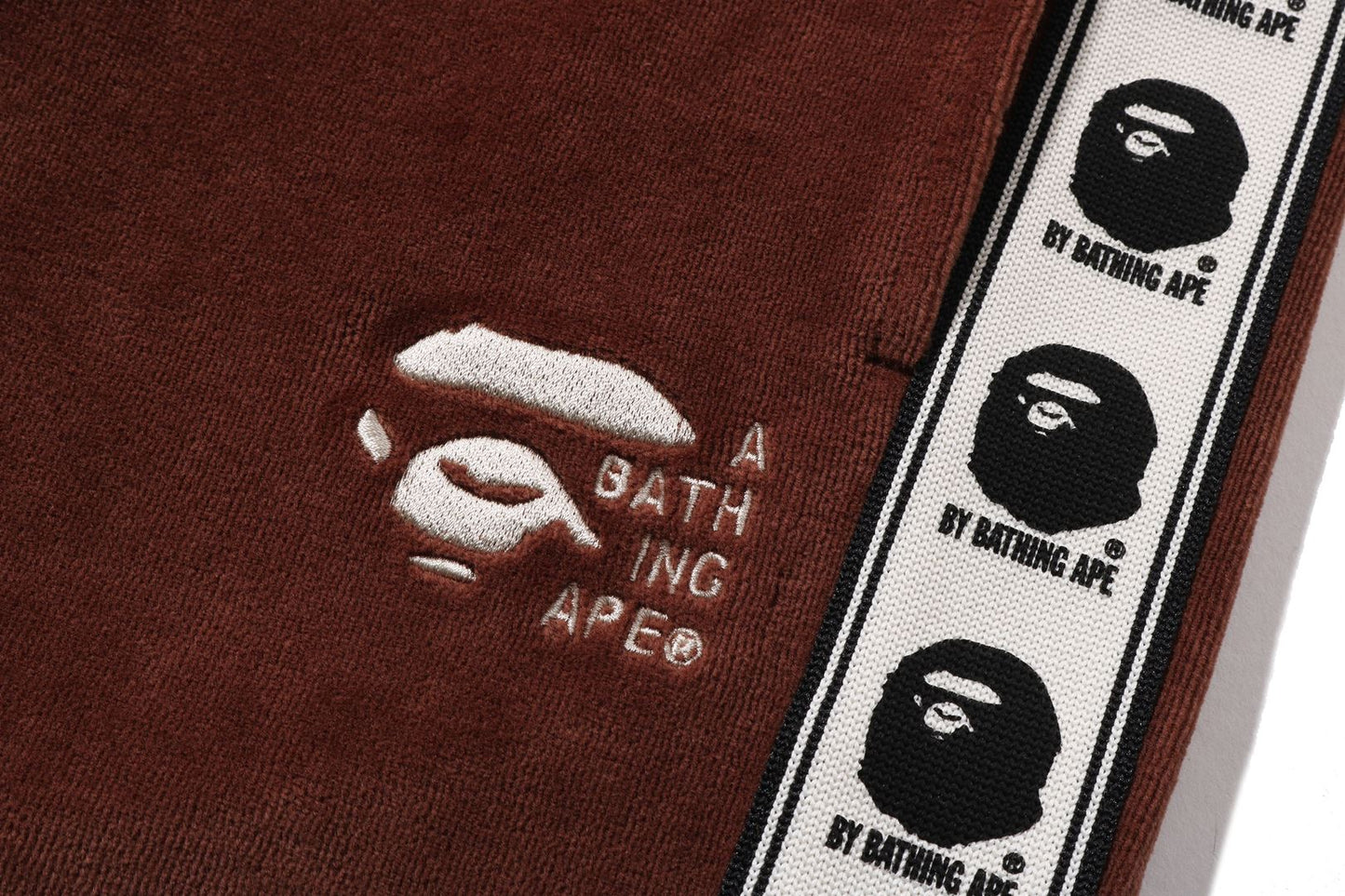 BAPE 天鵝絨運動褲