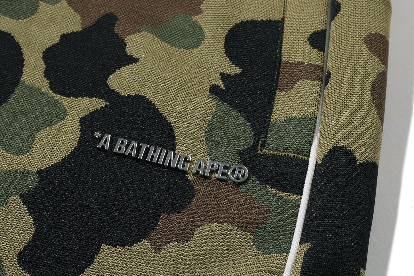 BAPE 1ST CAMO A BATHING APE LOGO 寬鬆版運動長褲