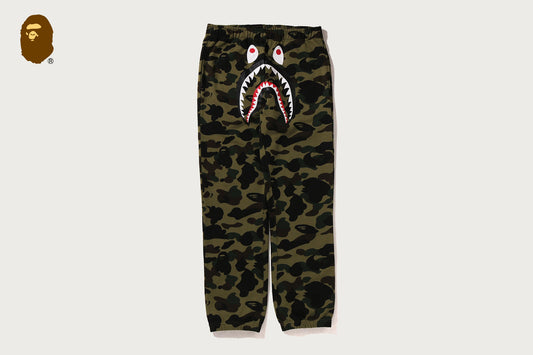 BAPE 1ST CAMO SHARK 運動褲