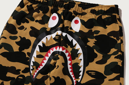 BAPE 1ST CAMO SHARK 運動褲