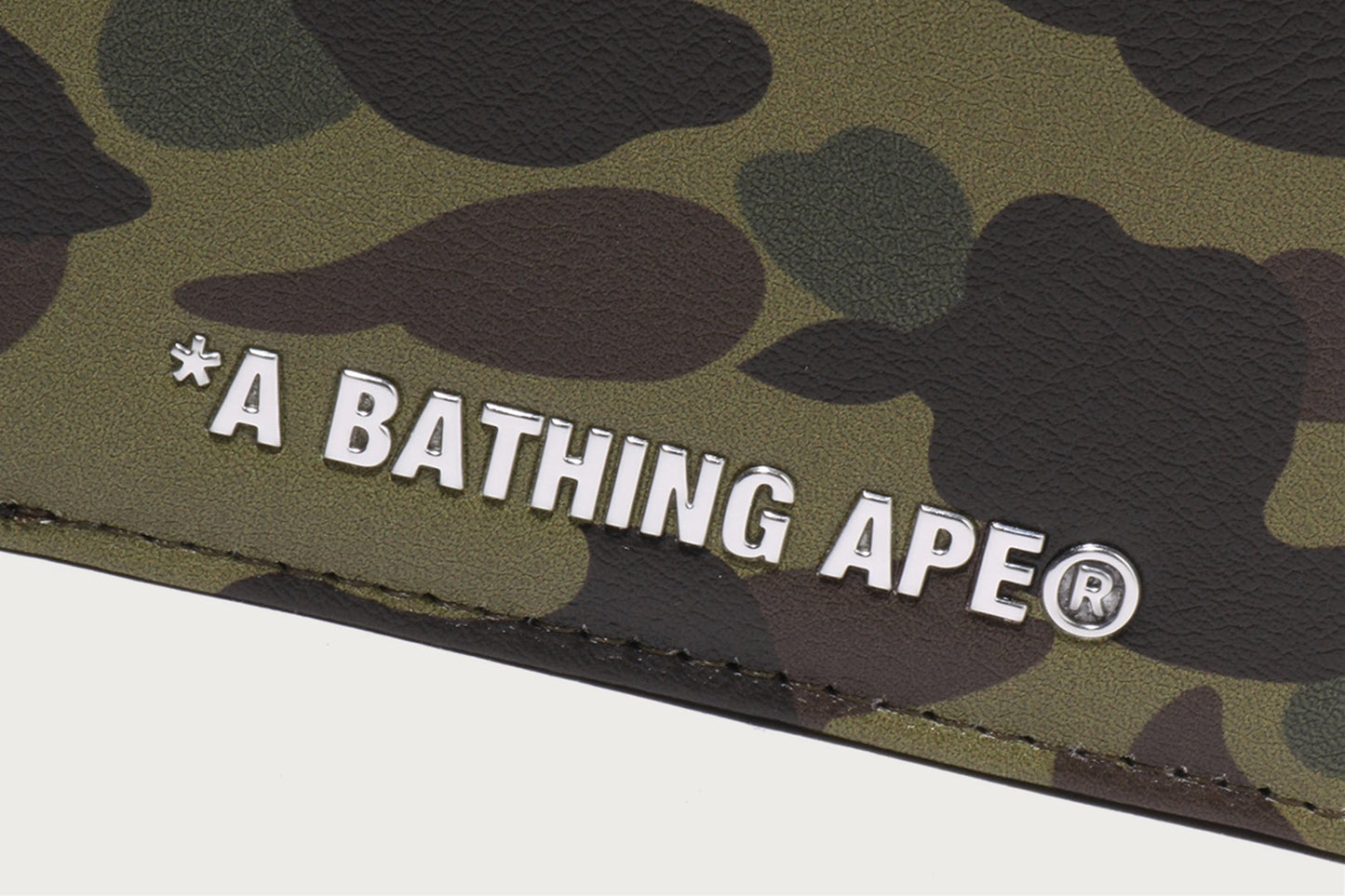 BAPE 1ST CAMO MINI WALLET