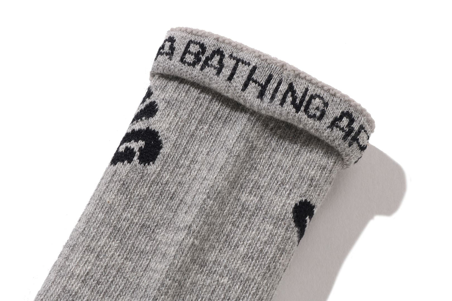 BAPE 大學條紋襪