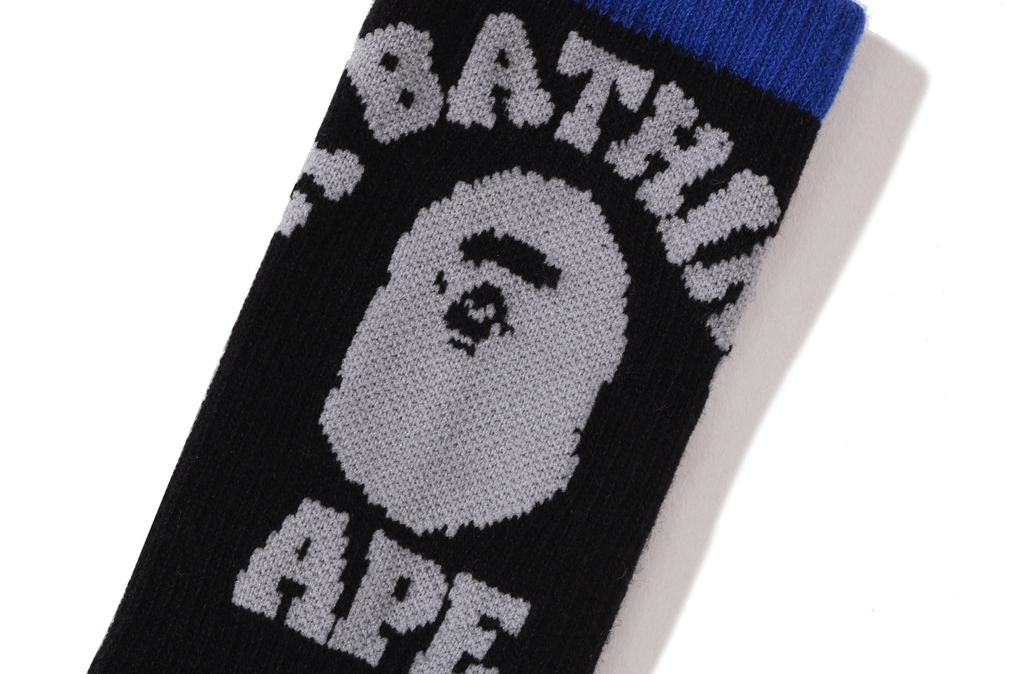 BAPE 大學條紋襪