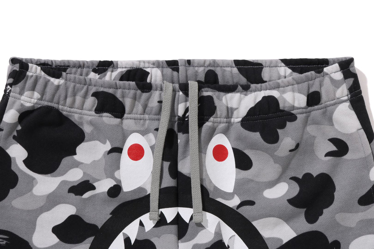 BAPE 1ST CAMO SHARK 常規版運動短褲