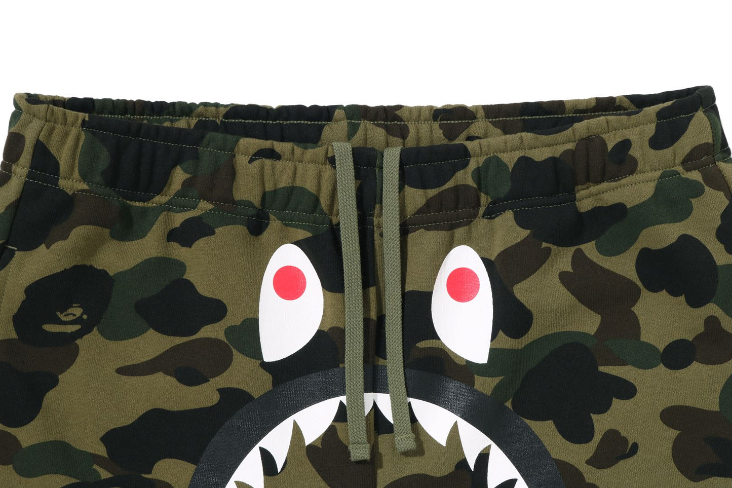 BAPE 1ST CAMO SHARK 短版運動褲