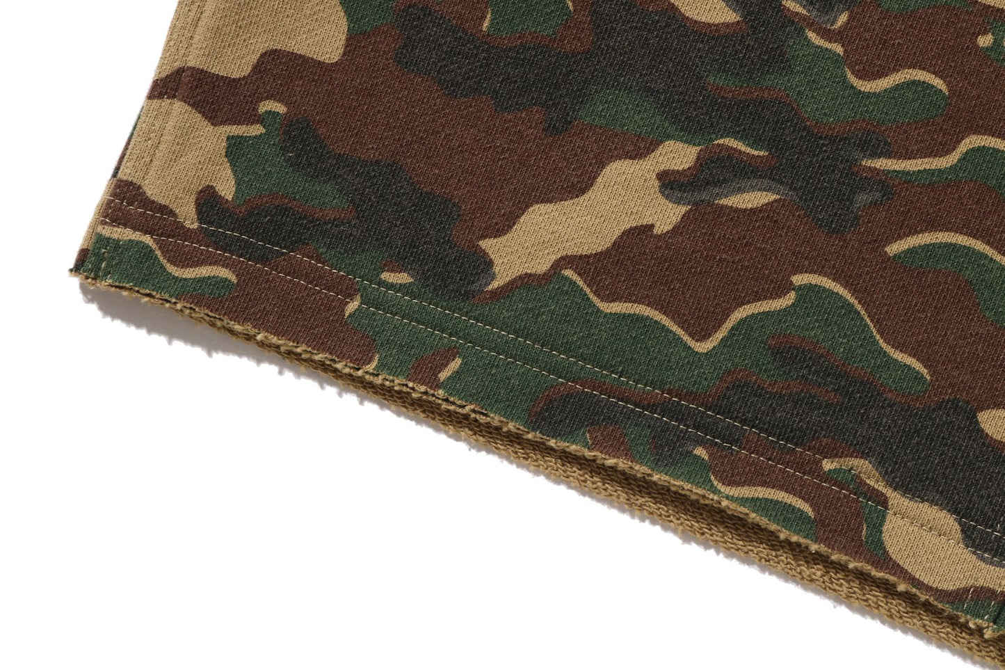 BAPE GLITCH WOODLAND CAMO 雙膝放鬆版運動短褲