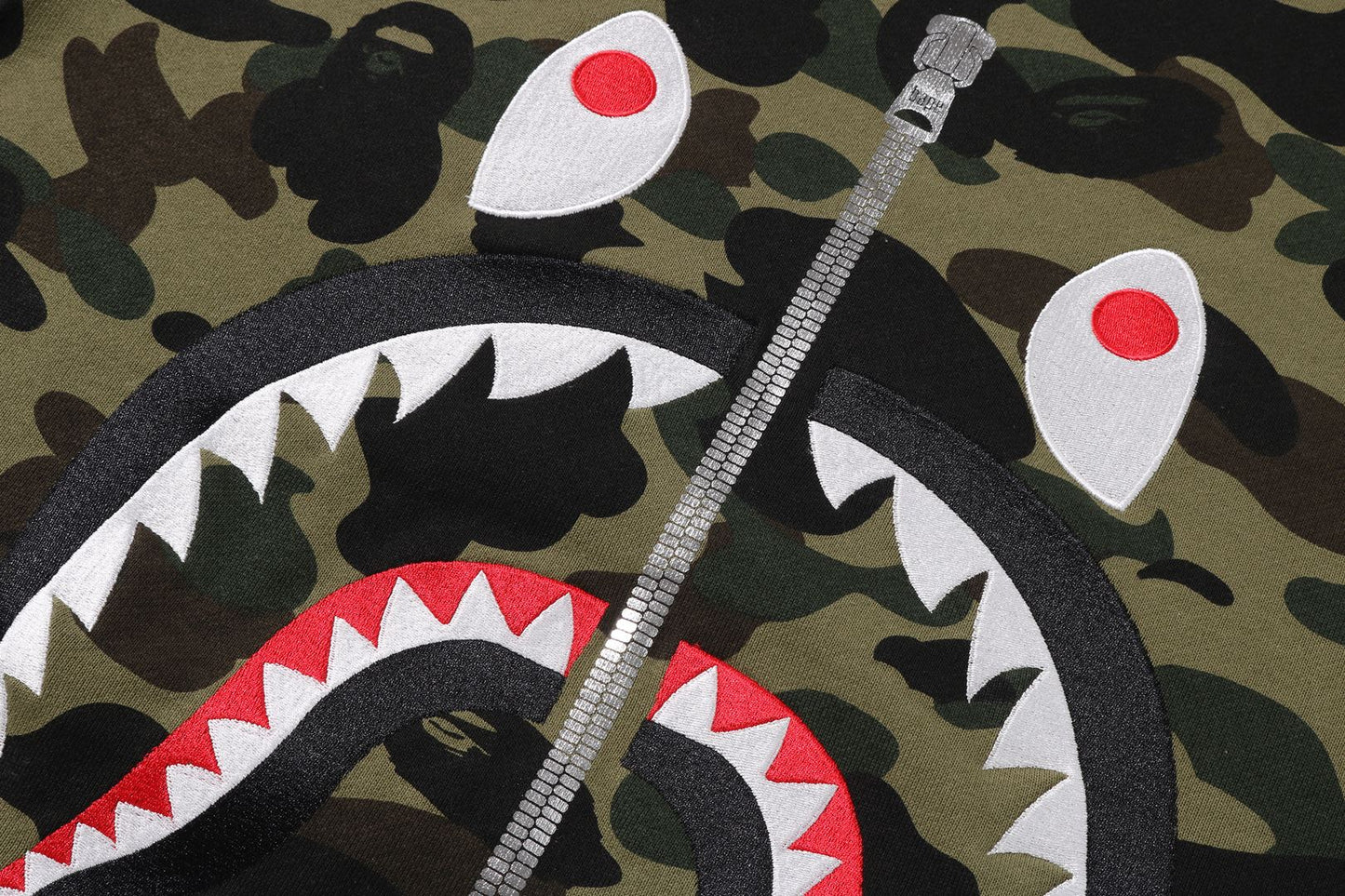 BAPE 1ST CAMO SHARK 圓領運動衫
