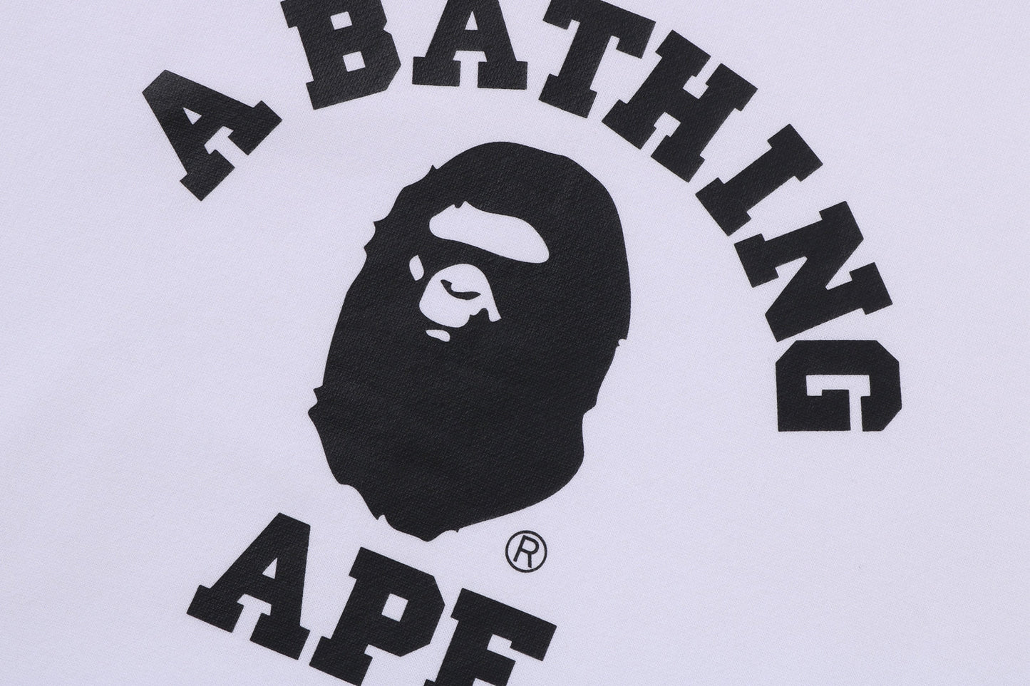 BAPE 大學圓領運動衫